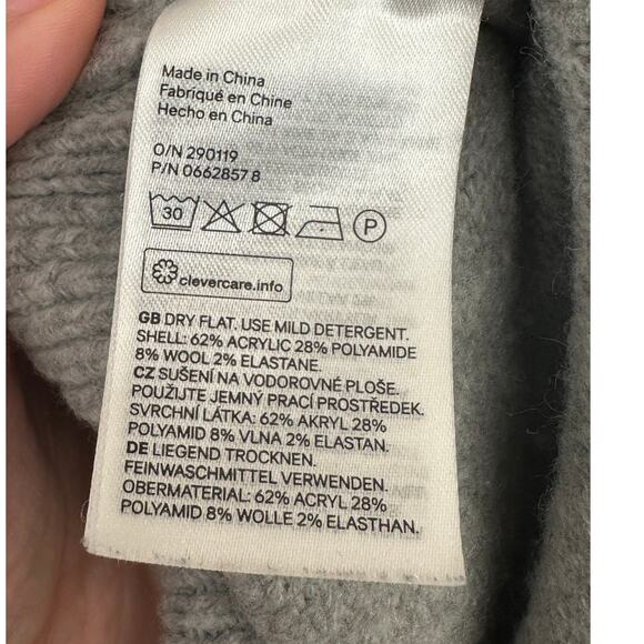 H&M gray high neck long sleeves soft sweater size Medium - Picture 4 of 9